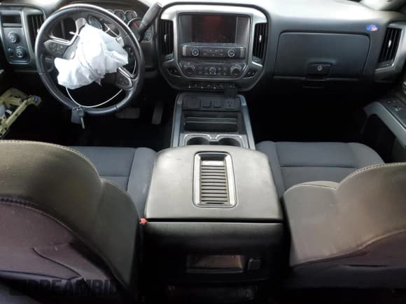 ✅ 2018 Chevrolet Silverado 1500 LT • VIN: 1GCVKRECXJZ295726 • Лот: 73387134. Опубликован ранее на Copart с пробегом Не указан. Бесплатный доступ к архиву аукционных продаж из США и подробный отчёт об истории автомобиля на DreamBid. Изображение 8.