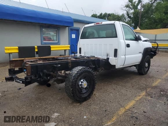 ✅ 2005 Chevrolet Silverado 3500 SRW Wrk Trk • VIN: 1GCHK34U05E308260 • Lot: 58187445. Listed on Copart with Not provided. Free auction sales archive from the USA and detailed vehicle history report at DreamBid. Image 3.