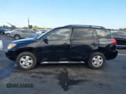 ✅ 2006 Toyota RAV4 • VIN: JTMZD33V066002955 • Lot: 43757256. Wystawiony na IAAI z przebiegiem 140 854 mil. Bezpłatny archiwum sprzedaży aukcyjnych z USA i szczegółowy raport historii pojazdu na DreamBid. Zdjęcie 14.