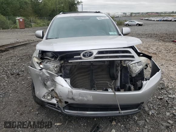 ✅ 2011 Toyota Highlander • VIN: 5TDBK3EH5BS062383 • Лот: 80079395. Опубликован ранее на Copart с пробегом 91 963 миль. Бесплатный доступ к архиву аукционных продаж из США и подробный отчёт об истории автомобиля на DreamBid. Изображение 5.