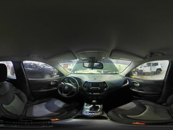 ✅ 2014 Jeep Cherokee Sport • VIN: 1C4PJLAB0EW245575 • Lot: 41742605. Wystawiony na Copart z przebiegiem 201 396 mil. Bezpłatny archiwum sprzedaży aukcyjnych z USA i szczegółowy raport historii pojazdu na DreamBid. Zdjęcie 15.