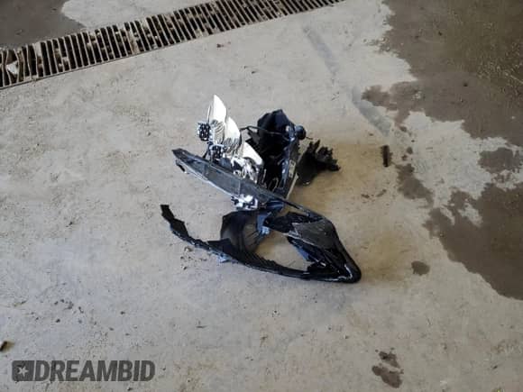 2020 Chevrolet Malibu Premier с VIN 1G1ZE5SX7LF147295, выставлен на аукционе Copart как лот 65480675 с пробегом 115 323 миль миль и Списание • Salvage title. История ставок и продаж доступна на DreamBid. Изображение 12.