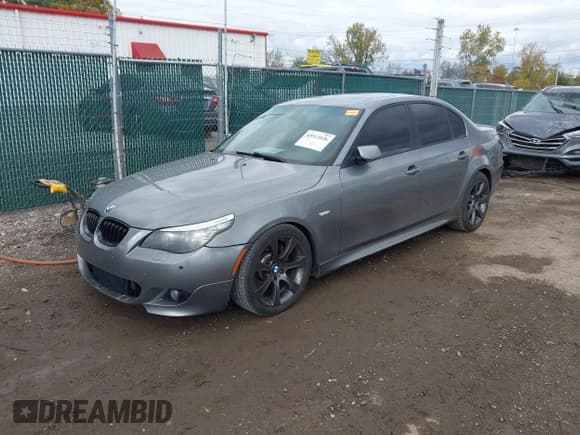 ✅ 2008 BMW 5 Series 535i • VIN: WBANW13588CN56503 • Lot: 43513526. Wystawiony na IAAI z przebiegiem 175 424 mil. Bezpłatny archiwum sprzedaży aukcyjnych z USA i szczegółowy raport historii pojazdu na DreamBid. Zdjęcie 17.