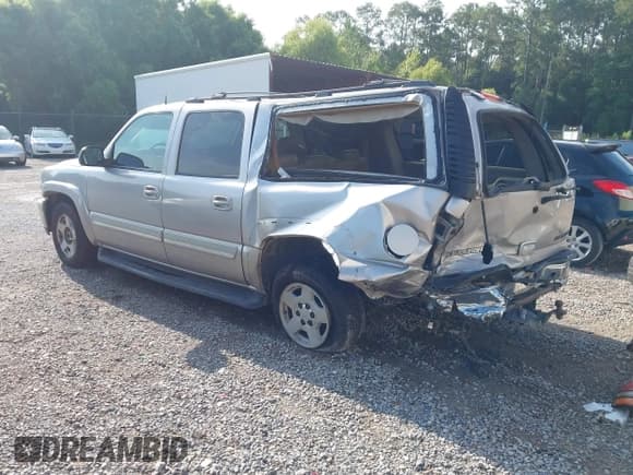 ✅ 2005 Chevrolet Suburban LS • VIN: 1GNEC16Z85J255741 • Lot: 42817907. Listed on IAAI with 383,855 mi. Free auction sales archive from the USA and detailed vehicle history report at DreamBid. Image 3.