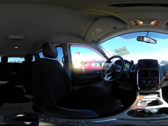 ✅ 2014 Dodge Grand Caravan SXT • VIN: 2C4RDGCGXER149980 • Lot: 43419248. Listed on IAAI with 87,562 mi. Free auction sales archive from the USA and detailed vehicle history report at DreamBid. Image 19.