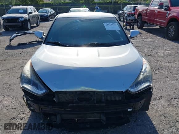 ✅ 2016 Hyundai Veloster Turbo • VIN: KMHTC6AE4GU303847 • Lot: 42113605. Wystawiony na IAAI z przebiegiem 130 416 mil. Bezpłatny archiwum sprzedaży aukcyjnych z USA i szczegółowy raport historii pojazdu na DreamBid. Zdjęcie 13.