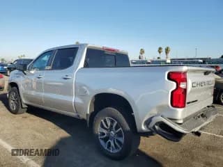 ✅ 2021 Chevrolet Silverado 1500 RST • VIN: 3GCUYEED7MG232678 • Lot: 70893624. Wystawiony na Copart z przebiegiem 25 715 mil. Bezpłatny archiwum sprzedaży aukcyjnych z USA i szczegółowy raport historii pojazdu na DreamBid. Zdjęcie 2.