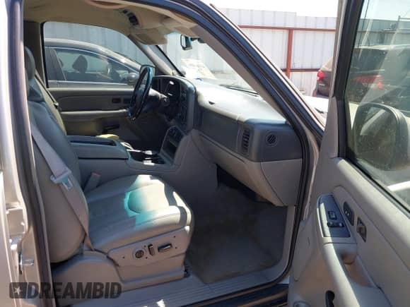 2006 Chevrolet Tahoe Z71 с VIN 1GNEC13T46R119870, выставлен на аукционе IAAI как лот 43168036 с пробегом 137 331 миль миль и . История ставок и продаж доступна на DreamBid. Изображение 5.