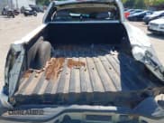 ✅ 2005 Chevrolet Silverado 1500 LS • VIN: 1GCEC19Z35Z286854 • Лот: 43374287. Опубликован ранее на IAAI с пробегом Не указан. Бесплатный доступ к архиву аукционных продаж из США и подробный отчёт об истории автомобиля на DreamBid. Изображение 18.