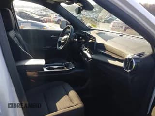 ✅ 2025 Chevrolet Equinox FWD LT • VIN: 3GNAXHEG9SL147743 • Lot: 42981961. Wystawiony na IAAI z przebiegiem 12 507 mil. Bezpłatny archiwum sprzedaży aukcyjnych z USA i szczegółowy raport historii pojazdu na DreamBid. Zdjęcie 5.