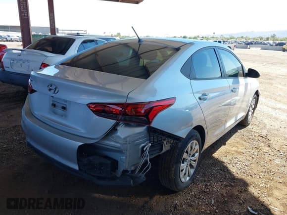 ✅ 2018 Hyundai Accent SE • VIN: 3KPC24A3XJE011393 • Лот: 40350100. Опубликован ранее на IAAI с пробегом 139 696 миль. Бесплатный доступ к архиву аукционных продаж из США и подробный отчёт об истории автомобиля на DreamBid. Изображение 6.