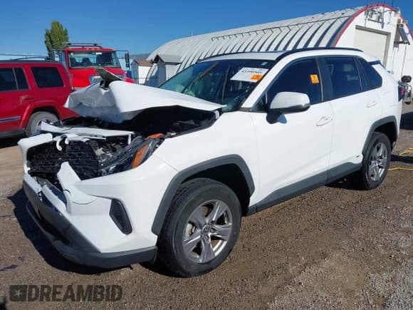 ✅ 2022 Toyota RAV4 Hybrid XLE • VIN: 4T3RWRFV6NU077715 • Lot: 43390505. Wystawiony na IAAI z przebiegiem Nie podano. Bezpłatny archiwum sprzedaży aukcyjnych z USA i szczegółowy raport historii pojazdu na DreamBid. Zdjęcie 17.