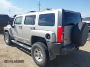 ✅ 2006 Hummer H3 • VIN: 5GTDN136668106397 • Lot: 43154170. Wystawiony na IAAI z przebiegiem 150 316 mil. Bezpłatny archiwum sprzedaży aukcyjnych z USA i szczegółowy raport historii pojazdu na DreamBid. Zdjęcie 3.