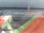 ✅ 2005 Hyundai Elantra GLS • VIN: KMHDN46D85U040665 • Lot: 42059616. Wystawiony na IAAI z przebiegiem 51 188 mil. Bezpłatny archiwum sprzedaży aukcyjnych z USA i szczegółowy raport historii pojazdu na DreamBid. Zdjęcie 9.