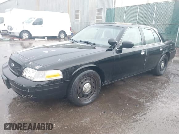 ✅ 2006 Ford Police Interceptor • VIN: 2FAFP71W66X166749 • Лот: 41717158. Опубликован ранее на IAAI с пробегом 141 607 миль. Бесплатный доступ к архиву аукционных продаж из США и подробный отчёт об истории автомобиля на DreamBid. Изображение 2.