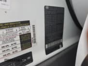 ✅ 2017 Land Rover Discovery HSE • VIN: SALRRBBV8HA005740 • Lot: 69821625. Wystawiony na Copart z przebiegiem 54 147 mil. Bezpłatny archiwum sprzedaży aukcyjnych z USA i szczegółowy raport historii pojazdu na DreamBid. Zdjęcie 13.