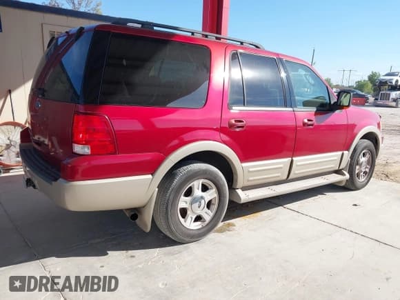 ✅ 2006 Ford Expedition Eddie Bauer • VIN: 1FMPU175X6LA62423 • Lot: 43861047. Wystawiony na IAAI z przebiegiem 156 296 mil. Bezpłatny archiwum sprzedaży aukcyjnych z USA i szczegółowy raport historii pojazdu na DreamBid. Zdjęcie 4.