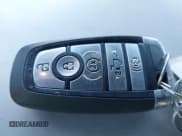 ✅ 2017 Ford F-250 Lariat • VIN: 1FT7W2BT9HEE80814 • Лот: 41498305. Опубликован ранее на IAAI с пробегом 114 727 миль. Бесплатный доступ к архиву аукционных продаж из США и подробный отчёт об истории автомобиля на DreamBid. Изображение 11.