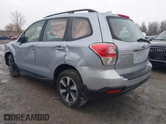 ✅ 2018 Subaru Forester • VIN: JF2SJABC9JH502836 • Lot: 43702312. Listed on IAAI with 25,358 mi. Free auction sales archive from the USA and detailed vehicle history report at DreamBid. Image 3.