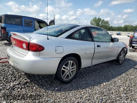 ✅ 2005 Chevrolet Cavalier • VIN: 1G1JC12F557136733 • Lot: 65906625. Listed on Copart with 182,871 mi. Free auction sales archive from the USA and detailed vehicle history report at DreamBid. Image 3.