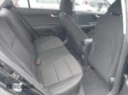 ✅ 2023 Kia Rio S • VIN: 3KPA24AD9PE620905 • Lot: 42748684. Wystawiony na IAAI z przebiegiem 21 472 mil. Bezpłatny archiwum sprzedaży aukcyjnych z USA i szczegółowy raport historii pojazdu na DreamBid. Zdjęcie 8.