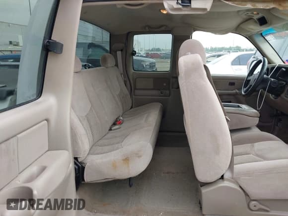 ✅ 2003 Chevrolet Silverado 1500 LS • VIN: 2GCEC19V431137128 • Lot: 43850908. Listed on IAAI with 219,670 mi. Free auction sales archive from the USA and detailed vehicle history report at DreamBid. Image 8.