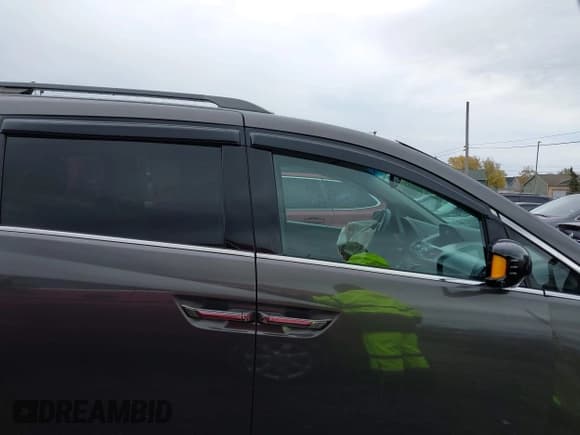 ✅ 2013 Honda Odyssey Touring • VIN: 5FNRL5H95DB008293 • Lot: 43616490. Wystawiony na IAAI z przebiegiem 169 625 mil. Bezpłatny archiwum sprzedaży aukcyjnych z USA i szczegółowy raport historii pojazdu na DreamBid. Zdjęcie 13.