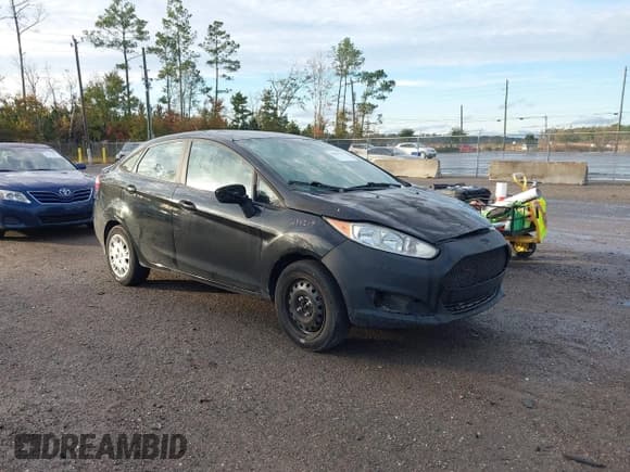 ✅ 2018 Ford Fiesta S • VIN: 3FADP4AJ9JM106124 • Lot: 43842750. Listed on IAAI with 157,176 mi. Free auction sales archive from the USA and detailed vehicle history report at DreamBid. Image 1.