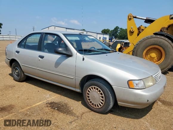 ✅ 1995 Nissan Sentra E • VIN: 1N4AB41D5SC761945 • Lot: 68517315. Listed on Copart with 86,159 mi. Free auction sales archive from the USA and detailed vehicle history report at DreamBid. Image 4.