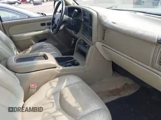 ✅ 2003 Chevrolet Suburban Z71 • VIN: 3GNFK16T23G325753 • Лот: 42409253. Опубликован ранее на IAAI с пробегом 247 494 миль. Бесплатный доступ к архиву аукционных продаж из США и подробный отчёт об истории автомобиля на DreamBid. Изображение 5.
