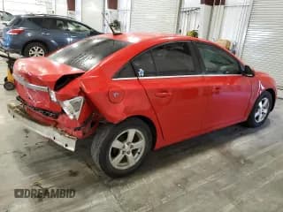 ✅ 2014 Chevrolet Cruze 1LT • VIN: 1G1PC5SBXE7136614 • Lot: 80838835. Wystawiony na Copart z przebiegiem 107 082 mil. Bezpłatny archiwum sprzedaży aukcyjnych z USA i szczegółowy raport historii pojazdu na DreamBid. Zdjęcie 3.