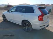 ✅ 2019 Volvo XC90 R-Design • VIN: YV4A22PM9K1465468 • Лот: 42606764. Опубликован ранее на IAAI с пробегом 8 066 миль. Бесплатный доступ к архиву аукционных продаж из США и подробный отчёт об истории автомобиля на DreamBid. Изображение 3.