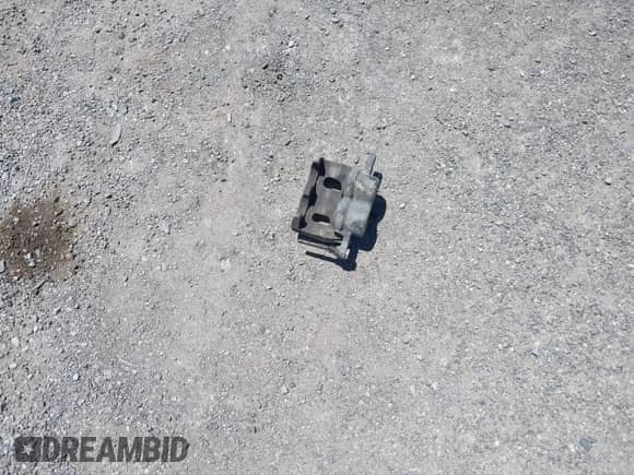 ✅ 2006 GMC Sierra 1500 SLE1 • VIN: 2GTEC13T461103654 • Lot: 42270978. Listed on IAAI with Not provided. Free auction sales archive from the USA and detailed vehicle history report at DreamBid. Image 12.