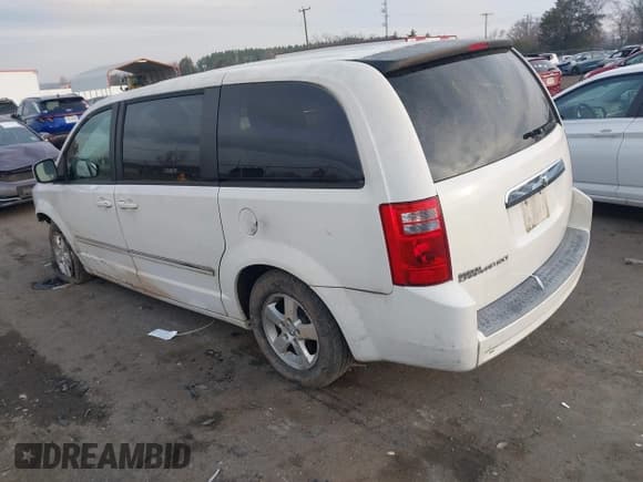 ✅ 2008 Dodge Grand Caravan SXT • VIN: 1D8HN54PX8B125596 • Lot: 43754059. Listed on IAAI with 124,926 mi. Free auction sales archive from the USA and detailed vehicle history report at DreamBid. Image 3.