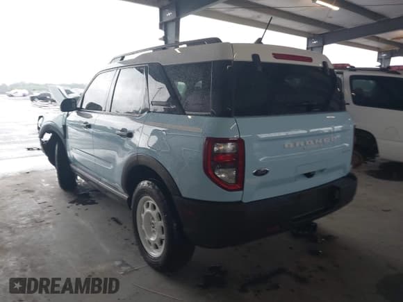 ✅ 2024 Ford Bronco Sport Heritage • VIN: 3FMCR9G63RRE61414 • Lot: 42730493. Wystawiony na IAAI z przebiegiem 13 071 mil. Bezpłatny archiwum sprzedaży aukcyjnych z USA i szczegółowy raport historii pojazdu na DreamBid. Zdjęcie 3.