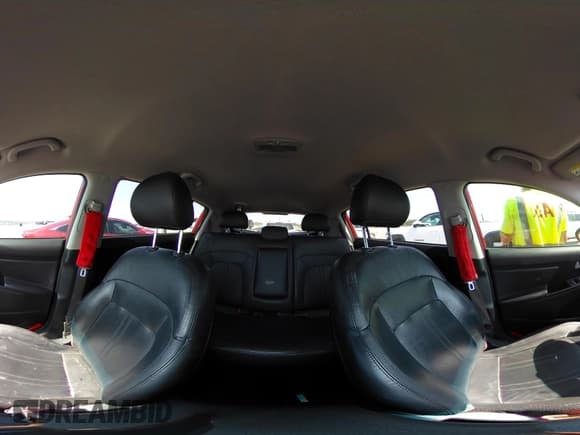 ✅ 2014 Kia Sportage SX • VIN: KNDPC3A6XE7587834 • Lot: 42039166. Wystawiony na IAAI z przebiegiem 126 165 mil. Bezpłatny archiwum sprzedaży aukcyjnych z USA i szczegółowy raport historii pojazdu na DreamBid. Zdjęcie 18.