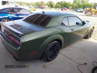 ✅ 2019 Dodge Challenger SRT Hellcat Redeye Widebody • VIN: 2C3CDZL99KH550770 • Lot: 42827961. Wystawiony na IAAI z przebiegiem 69 799 mil. Bezpłatny archiwum sprzedaży aukcyjnych z USA i szczegółowy raport historii pojazdu na DreamBid. Zdjęcie 4.