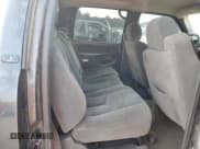 ✅ 2003 Chevrolet Silverado 2500HD LS • VIN: 1GCHK23U73F230630 • Lot: 71424155. Wystawiony na Copart z przebiegiem 255 470 mil. Bezpłatny archiwum sprzedaży aukcyjnych z USA i szczegółowy raport historii pojazdu na DreamBid. Zdjęcie 10.