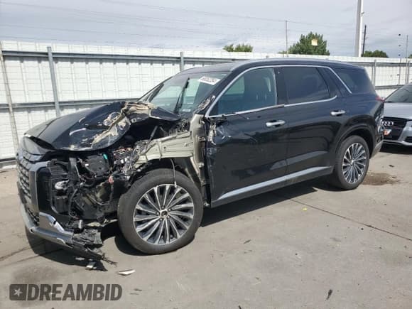 ✅ 2023 Hyundai Palisade Calligraphy • VIN: KM8R7DGE9PU632196 • Лот: 68052284. Опубликован ранее на Copart с пробегом 18 645 миль. Бесплатный доступ к архиву аукционных продаж из США и подробный отчёт об истории автомобиля на DreamBid. Изображение 1.