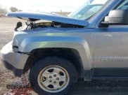 ✅ 2017 Jeep Patriot Sport • VIN: 1C4NJRBB4HD150896 • Lot: 43542836. Wystawiony na IAAI z przebiegiem 97 516 mil. Bezpłatny archiwum sprzedaży aukcyjnych z USA i szczegółowy raport historii pojazdu na DreamBid. Zdjęcie 17.