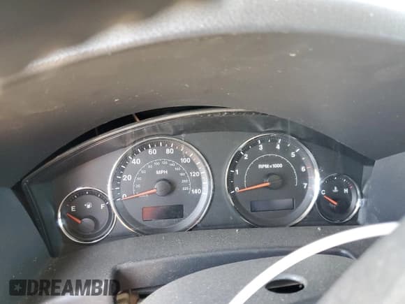 ✅ 2007 Jeep Commander Limited • VIN: 1J8HG58277C530114 • Lot: 54209465. Wystawiony na Copart z przebiegiem Nie podano. Bezpłatny archiwum sprzedaży aukcyjnych z USA i szczegółowy raport historii pojazdu na DreamBid. Zdjęcie 9.