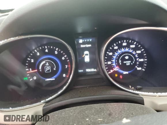 ✅ 2015 Hyundai Santa Fe • VIN: 5XYZW4LA3FG256363 • Лот: 47117343. Опубликован ранее на Copart с пробегом 90 618 миль. Бесплатный доступ к архиву аукционных продаж из США и подробный отчёт об истории автомобиля на DreamBid. Изображение 9.