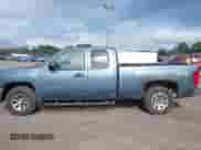 ✅ 2011 Chevrolet Silverado 1500 LS • VIN: 1GCRKREA0BZ168694 • Lot: 42818631. Wystawiony na IAAI z przebiegiem 405 702 mil mil. Skorzystaj z bezpłatnego archiwum sprzedaży aukcyjnych z USA i zobacz szczegółowy raport historii pojazdu na DreamBid. Zdjęcie 14.