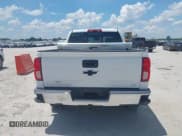 ✅ 2018 Chevrolet Silverado 1500 LTZ • VIN: 3GCUKSEC3JG257256 • Lot: 42608522. Wystawiony na IAAI z przebiegiem 120 212 mil. Bezpłatny archiwum sprzedaży aukcyjnych z USA i szczegółowy raport historii pojazdu na DreamBid. Zdjęcie 17.