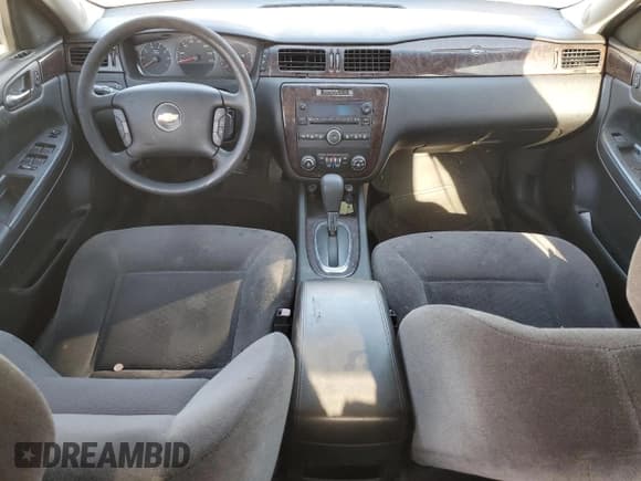 ✅ 2015 Chevrolet Impala LT • VIN: 2G1WB5E39F1140235 • Лот: 39364624. Опубликован ранее на Copart с пробегом 177 660 миль. Бесплатный доступ к архиву аукционных продаж из США и подробный отчёт об истории автомобиля на DreamBid. Изображение 8.