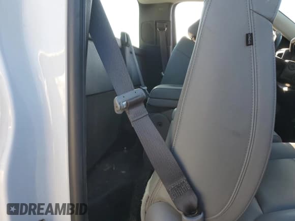 ✅ 2018 Chevrolet Silverado 1500 Work Truck • VIN: 1GCNCNEC4JZ209526 • Lot: 70355045. Wystawiony na Copart z przebiegiem 129 706 mil. Bezpłatny archiwum sprzedaży aukcyjnych z USA i szczegółowy raport historii pojazdu na DreamBid. Zdjęcie 10.