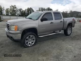 ✅ 2012 GMC Sierra 1500 SLE • VIN: 3GTP2VE79CG268573 • Лот: 71478865. Опубликован ранее на Copart с пробегом 326 655 миль. Бесплатный доступ к архиву аукционных продаж из США и подробный отчёт об истории автомобиля на DreamBid. Изображение 1.