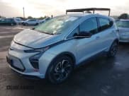 ✅ 2023 Chevrolet Bolt EV 2LT • VIN: 1G1FX6S01P4206414 • Lot: 41798996. Wystawiony na IAAI z przebiegiem 13 778 mil. Bezpłatny archiwum sprzedaży aukcyjnych z USA i szczegółowy raport historii pojazdu na DreamBid. Zdjęcie 2.