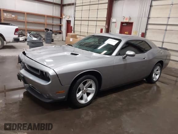 ✅ 2014 Dodge Challenger Rallye Redline • VIN: 2C3CDYAG6EH183262 • Lot: 42325141. Wystawiony na IAAI z przebiegiem 77 514 mil. Bezpłatny archiwum sprzedaży aukcyjnych z USA i szczegółowy raport historii pojazdu na DreamBid. Zdjęcie 20.
