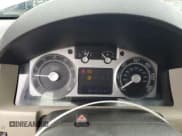 ✅ 2009 Mercury Mariner • VIN: 4M2CU91729KJ15969 • Lot: 86498475. Wystawiony na Copart z przebiegiem 162 788 mil. Bezpłatny archiwum sprzedaży aukcyjnych z USA i szczegółowy raport historii pojazdu na DreamBid. Zdjęcie 9.